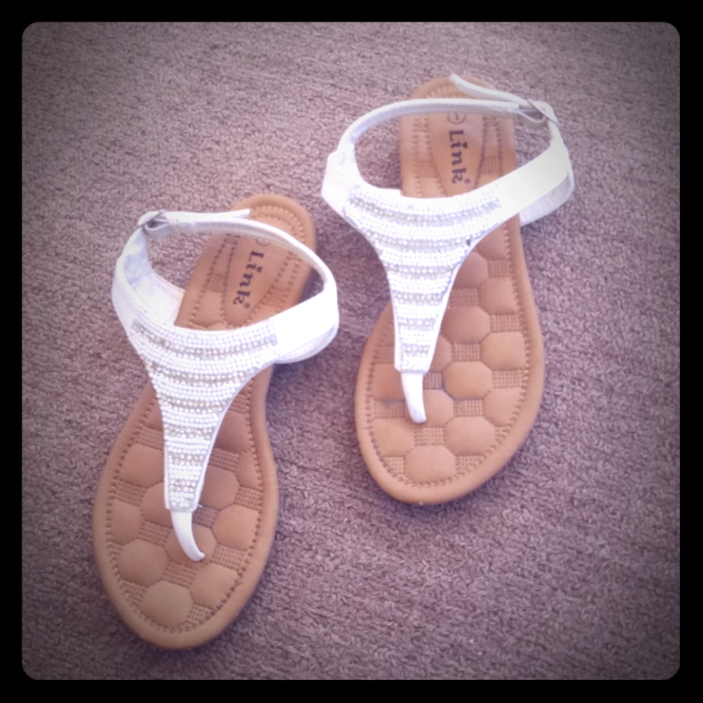 👡White Sparkly Sandals👡